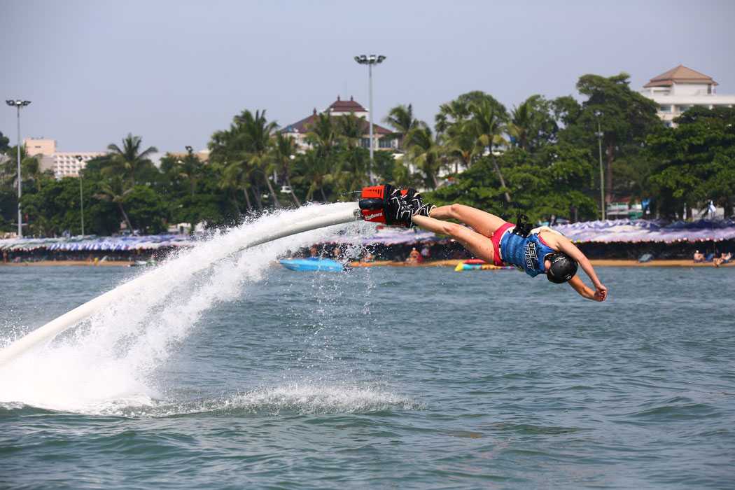 Летающая доска (Flyboard)