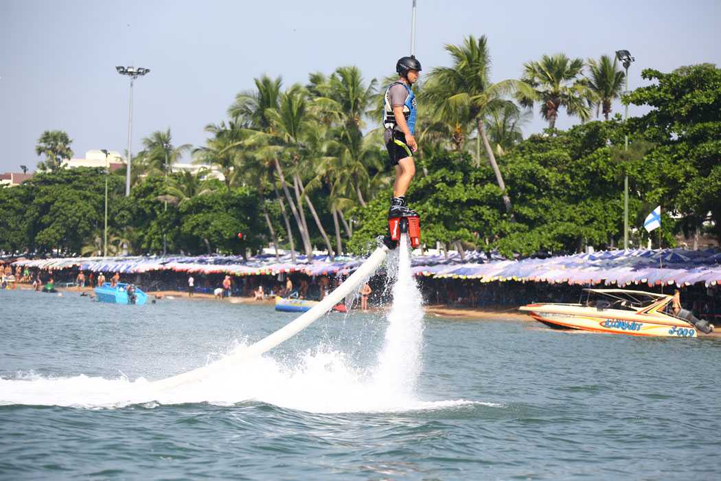 Летающая доска (Flyboard)