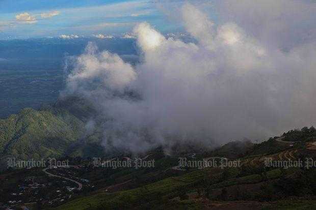 Phu Thap Boek оказался перегружен туристами