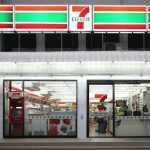 Свершилось: покупки в 7-Eleven теперь можно оплатить пластиковой картой!