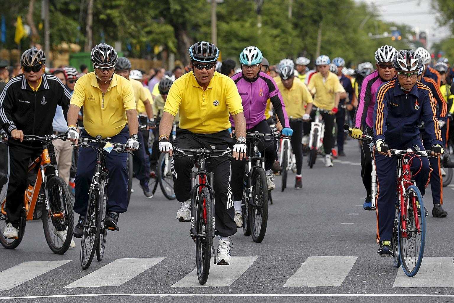 Cycling in Sing Buri