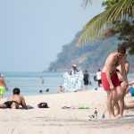 Tourists flooding into Thailand – some islands “twice as much as last year”