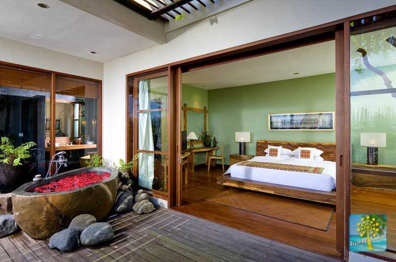 Longhouse - Sumatra Bedroom & Bathroom